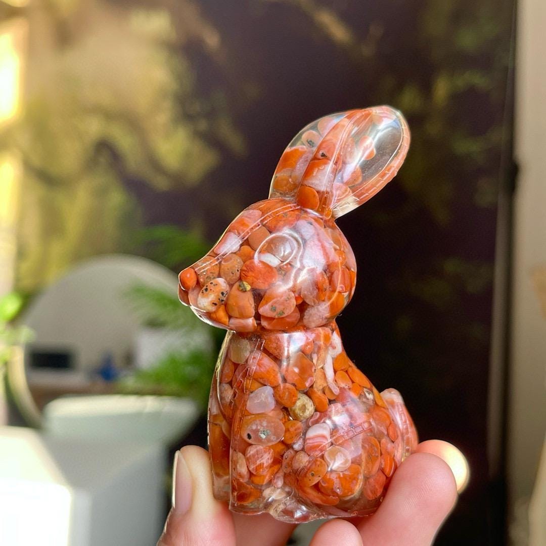 Handmade Crystal Chips Bunny With Resin, Natural Crystal Chips Craft, Healing Crystal Birthday Gifts, Cute Gift For Her, Christmas Present
