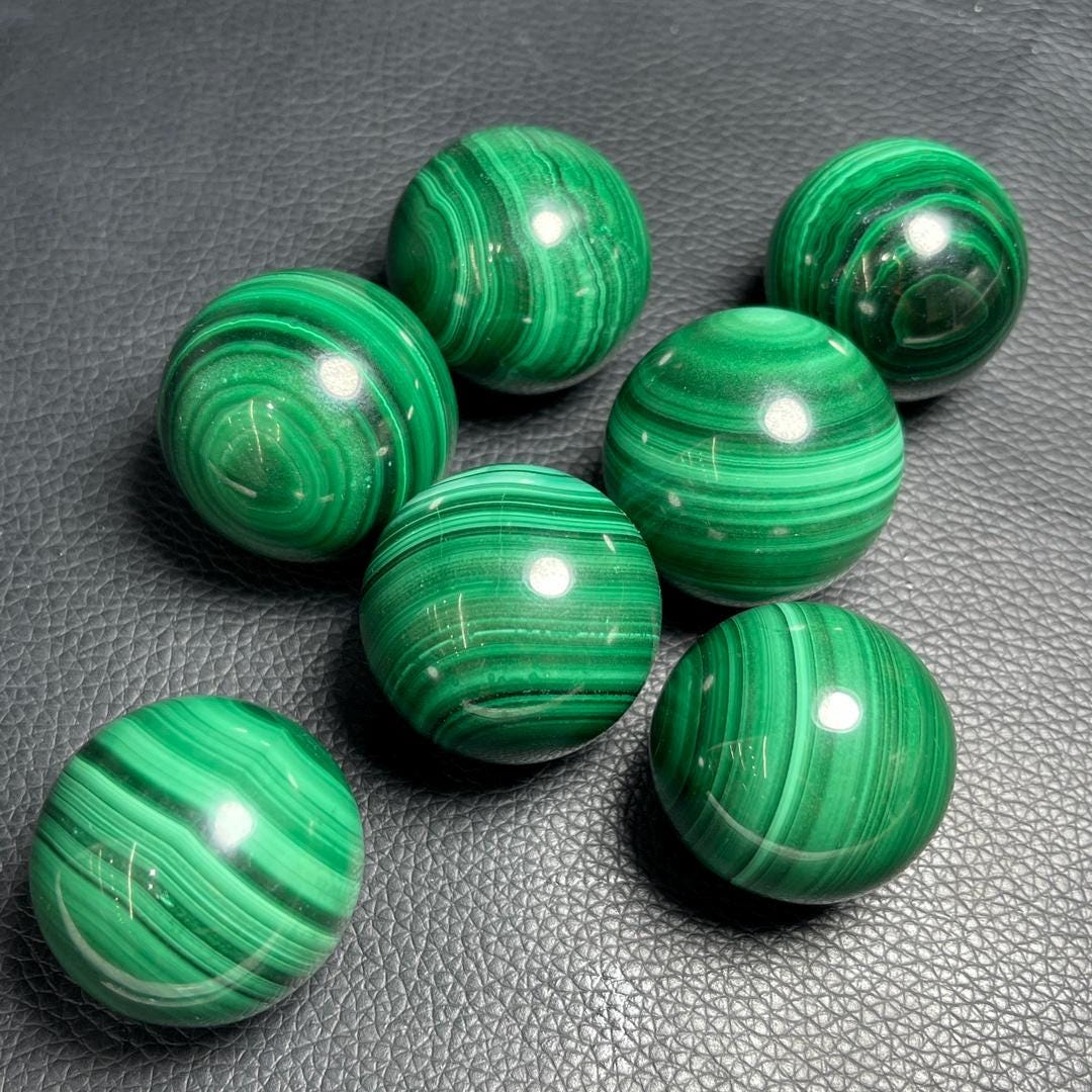 Natural Malachite Sphere, Healing Crystal (28-36 mm),Gift for Mom