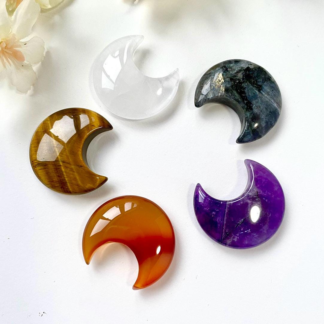 Natural Crystal Carved Moon Pocket Stone | Gemstone Crescent Moon | Healing Energy Crystal | Moon Decor Gift | Funny Birthday Gift