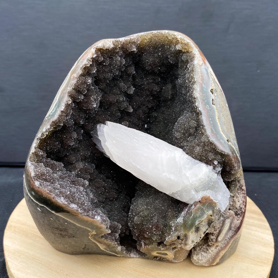 Natural Black Amethyst Cluster Specimen with Calcite,Rare Black Amethyst Collection,Mineral Specimen Collection,UV Reactive,Amethyst Calcite
