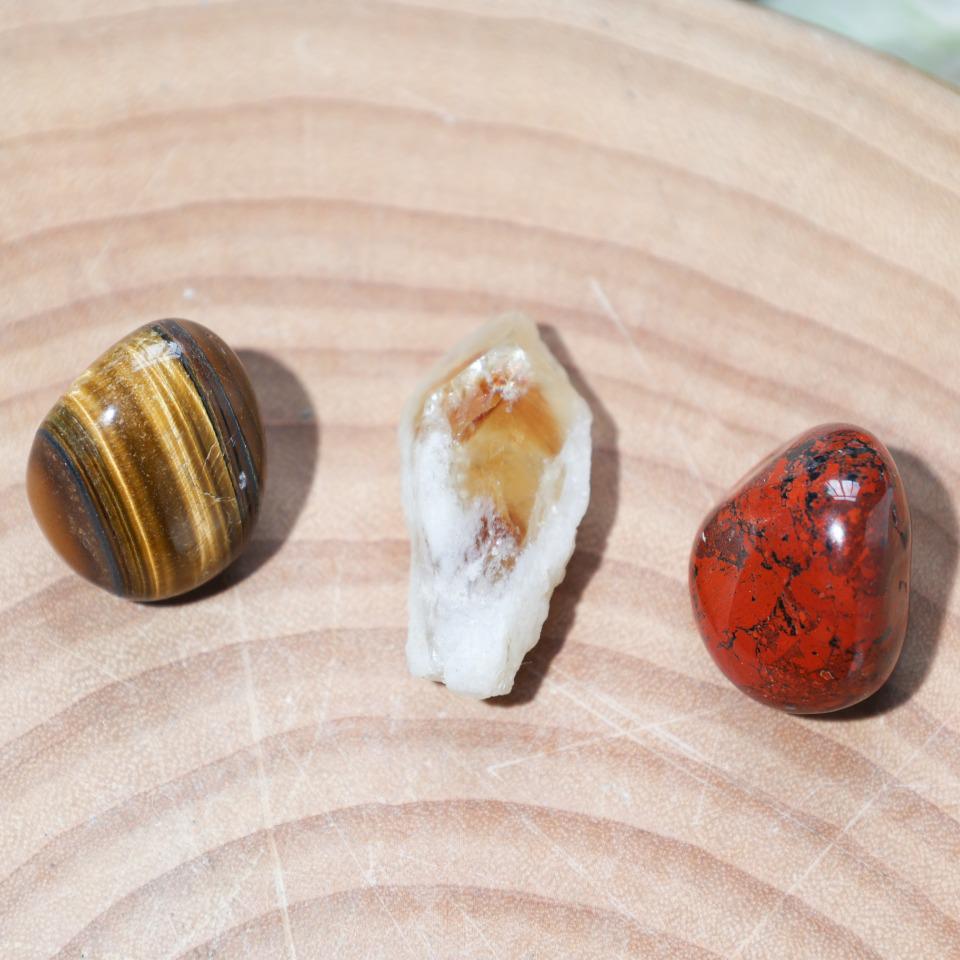 7 Chakra Tumbled Crystal Set with Selenite Moon Plate, Bracelet, Wish Bottle,Gift for Mom
