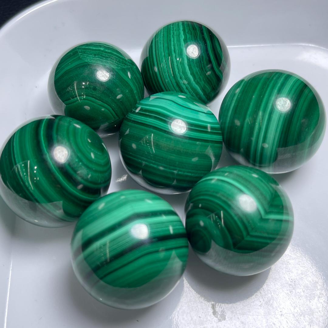 Natural Malachite Sphere, Healing Crystal (28-36 mm),Gift for Mom