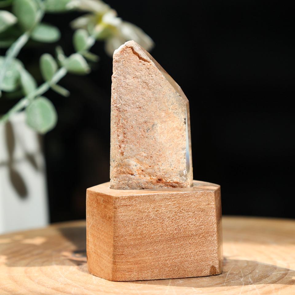 Natural Clear White Garden Quartz Freeform with Stand,Lodolite Quartz, Garden Quartz Point,Crystal Collection,Crystal Gift,Polished Quartz