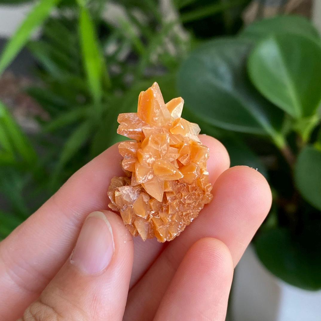 Natural Crystal Quartz Cluster,Orange Flower Calcite, Raw Crystal,Reiki Healing Spirituality Minerals Raw,Gift for Her