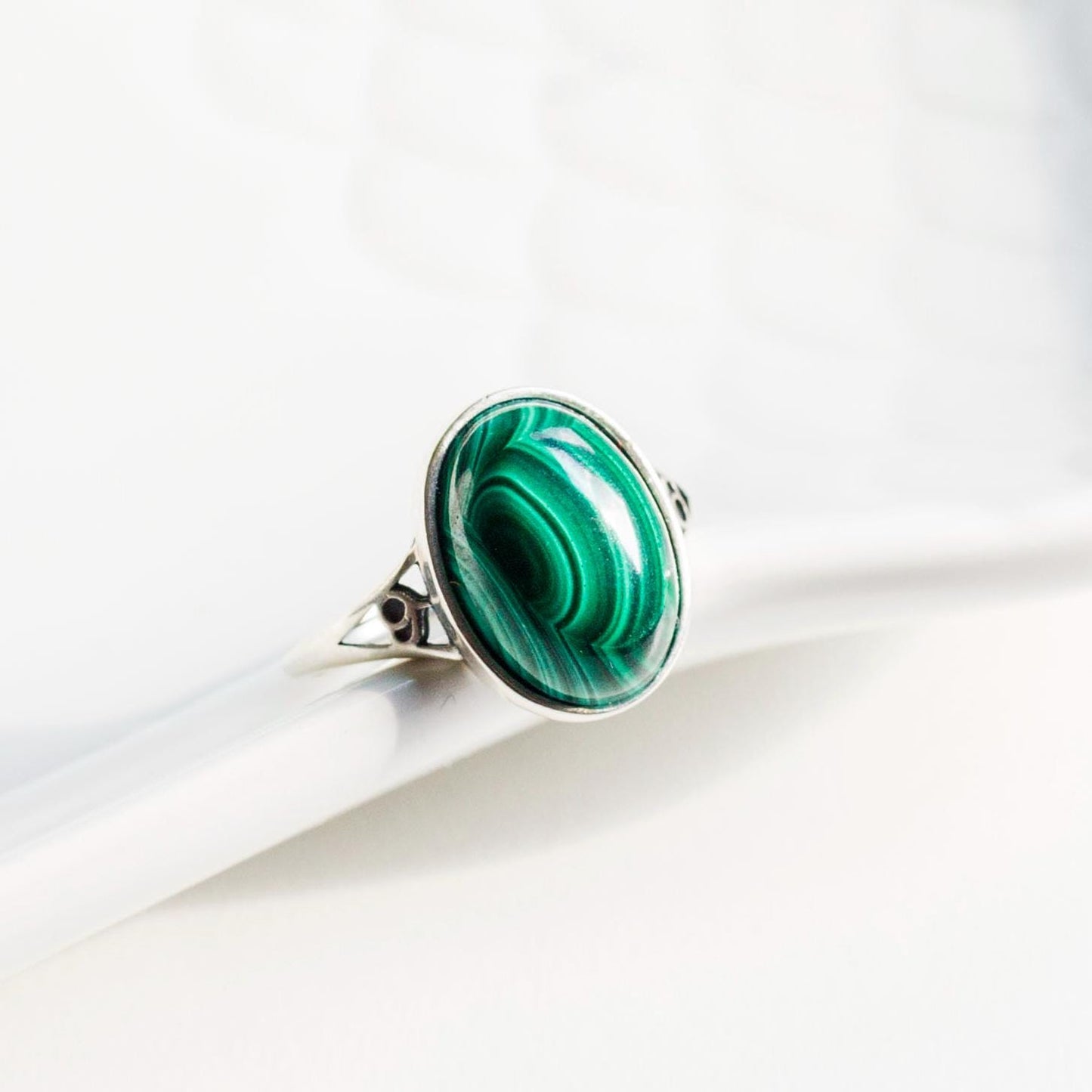Natural Oval Malachite Ring,925 Sterling Silver,Adjustable Size Ring,Oval Gemstone Rings,Crystal Ring Gift,Anniversary Gift for Women