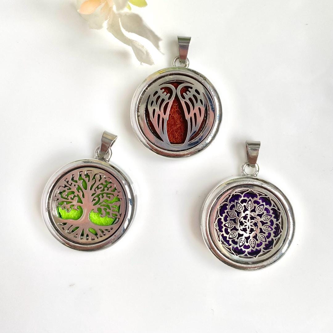 Stainless Steel Aromatherapy Locket Necklace, Magnetic Essential Oil Diffuser Pendant, Tree of Life Perfume Jewelry Gift