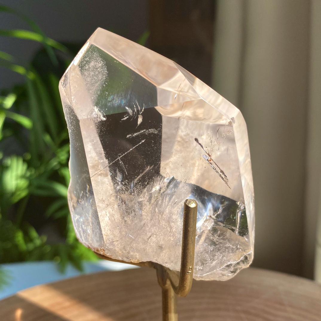 Natural Clear Quartz with Silver Rutilated Freeform,Clear Quartz,Silver Rutilated Quartz,Pollished Crystal Freeform Collection,Home Decor
