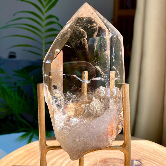 Natural Clear Garden Quartz Freeform with Rainbow, Lodolite Quartz, Garden Quartz Point, Crystal Collection, Polished Quartz Gift
