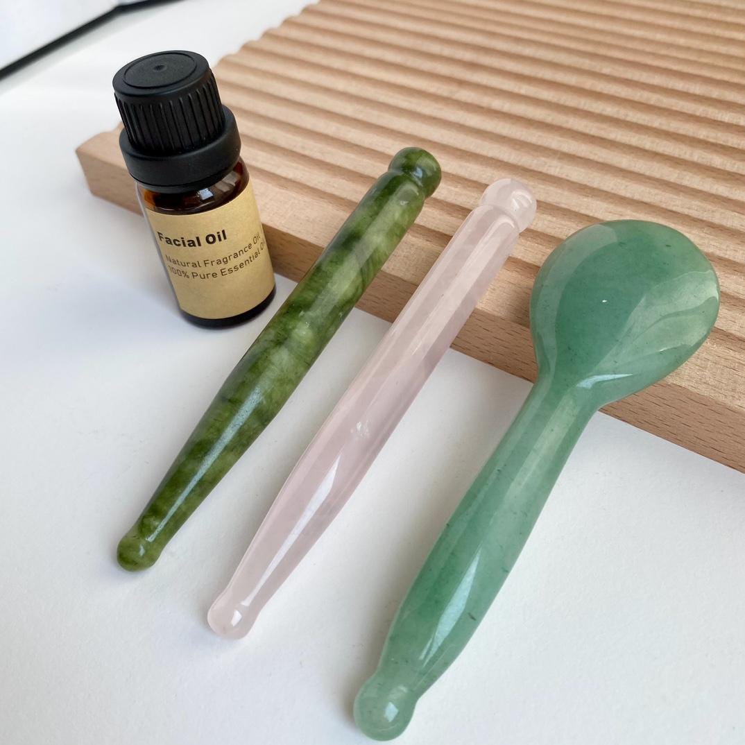 Natural Crystal Acupressure Stick, Jade Massage Spoon, Hand Carved Jade Gua Sha Massage Tool, Facial & Body Spa Relax Self Care Gift