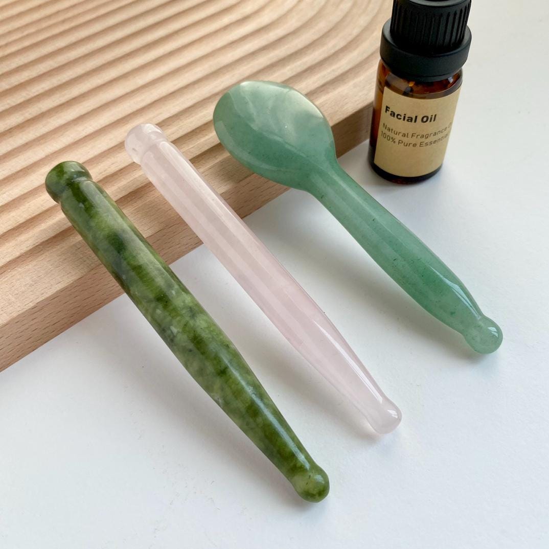 Natural Crystal Acupressure Stick, Jade Massage Spoon, Hand Carved Jade Gua Sha Massage Tool, Facial & Body Spa Relax Self Care Gift