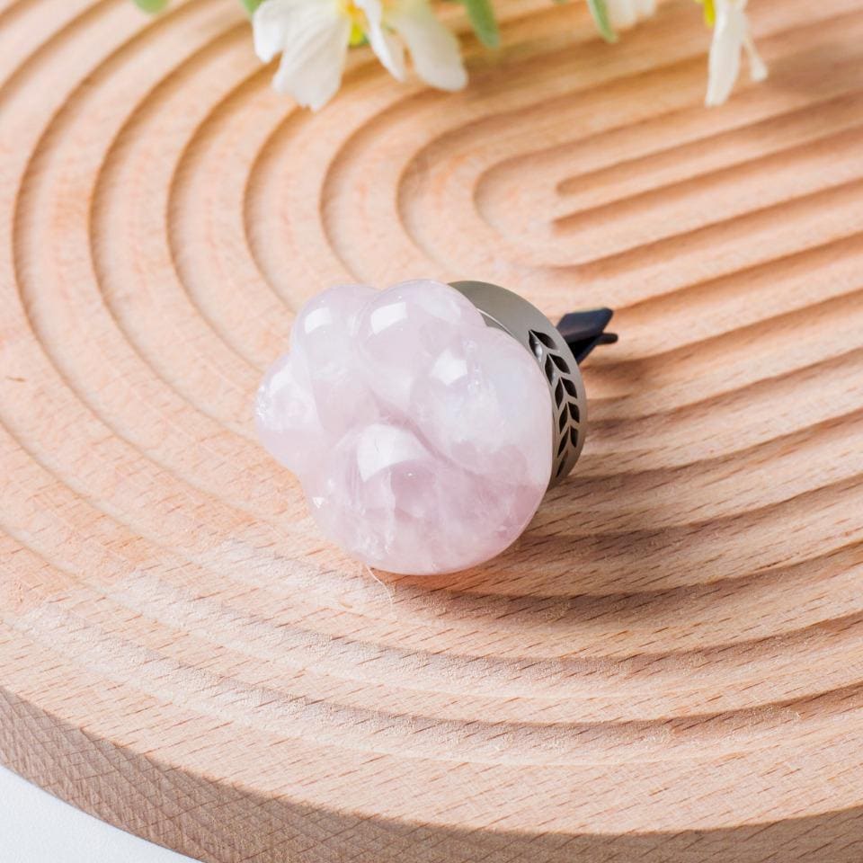 Crystal Paw and Cloud Car Vent Clip Diffuser, Natural Stone Car Air Freshener, Cute Quartz Car Decor, Aromatherapy Car Charm, New Car Gift