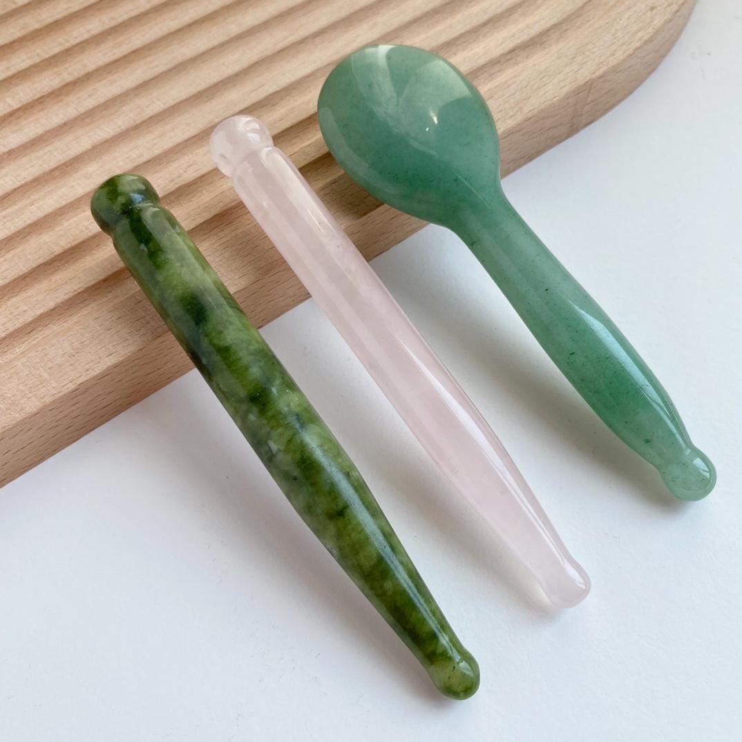 Natural Crystal Acupressure Stick, Jade Massage Spoon, Hand Carved Jade Gua Sha Massage Tool, Facial & Body Spa Relax Self Care Gift