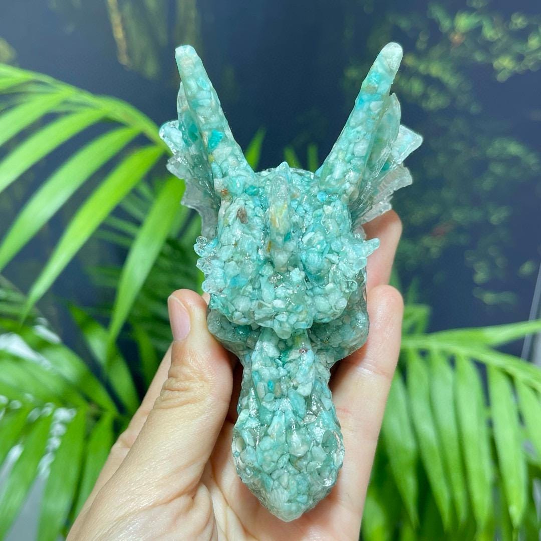 Handmade Crystal Dragon Head In Resin, Natural Gemstone Chips Craft, Healing Crystal Carving For Gift, Reiki Crystal Stone For Birthday Gift