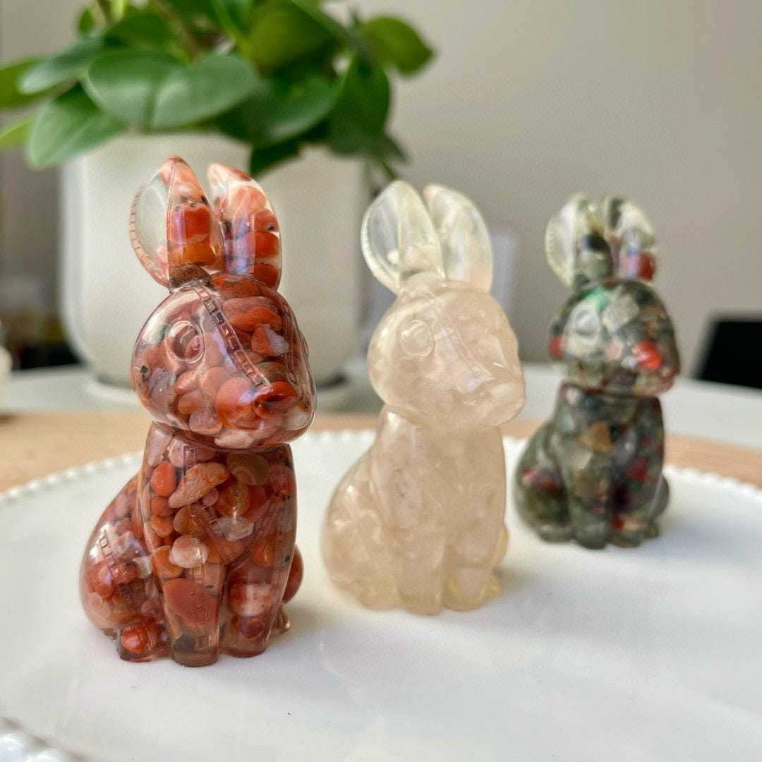 Handmade Crystal Chips Bunny With Resin, Natural Crystal Chips Craft, Healing Crystal Birthday Gifts, Cute Gift For Her, Christmas Present