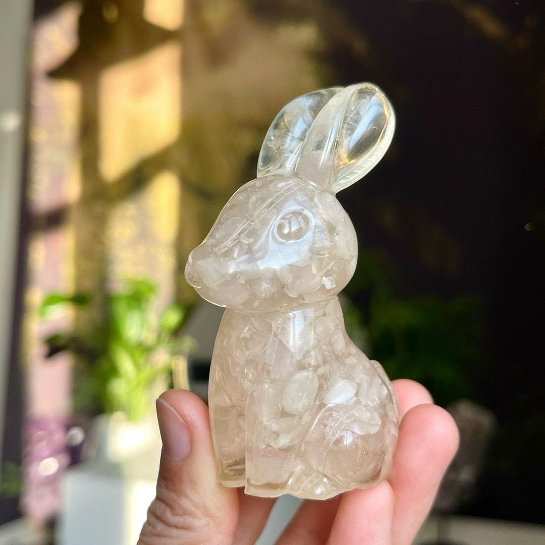 Handmade Crystal Chips Bunny With Resin, Natural Crystal Chips Craft, Healing Crystal Birthday Gifts, Cute Gift For Her, Christmas Present