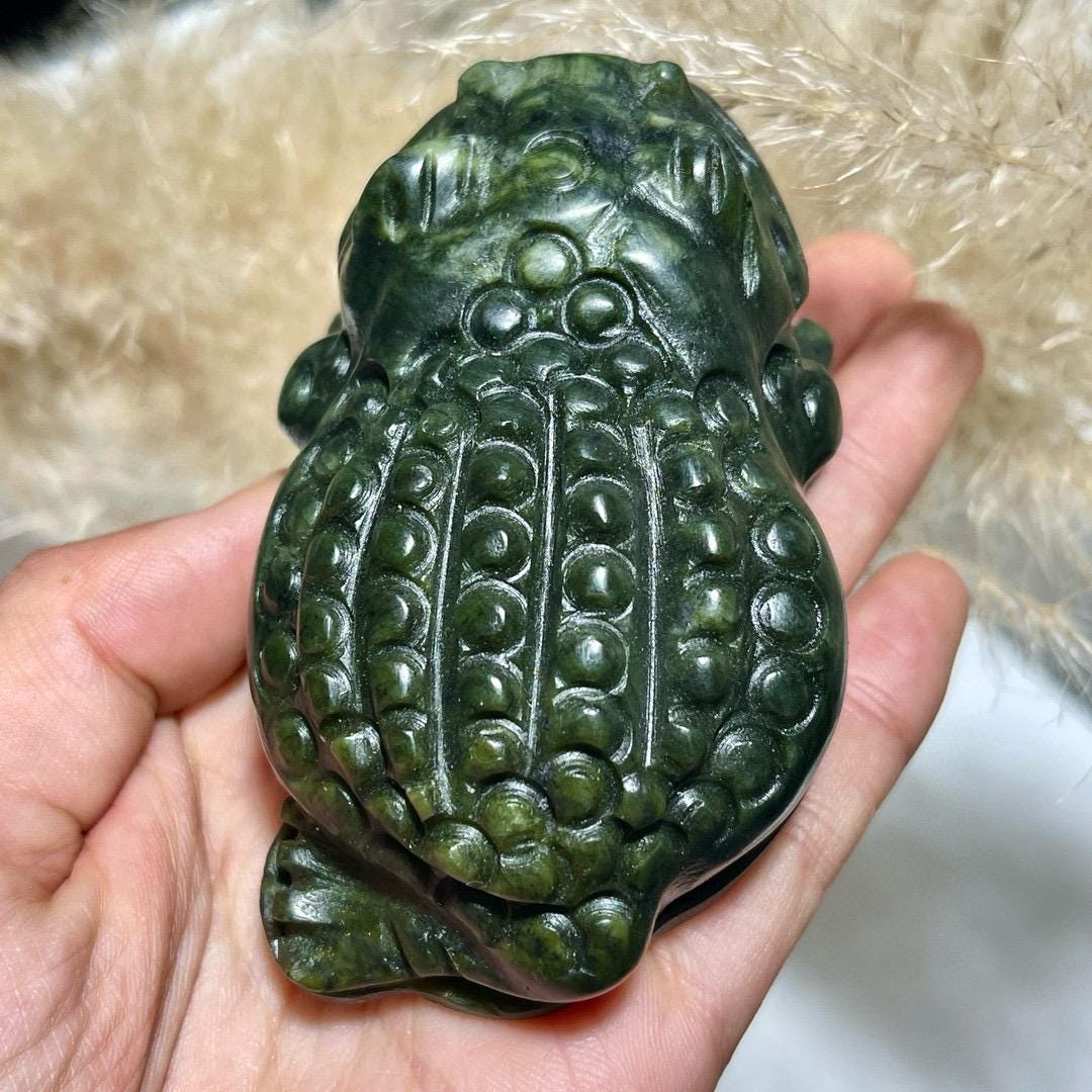 Natrual Green Lucky Frog Carving, Crystal Toad, Fengshui Crystal Gift, Crystal Frog, Home Decoration, Tea Pet, Christmas Gift