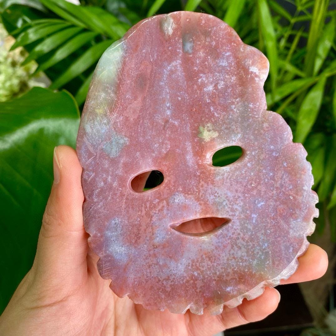 Natural Crystal Santa Claus, Clear Quartz Santa Claus, Ocean Jasper Santa Claus, Crystal Mask, Energy Crystal, Christmas Decoration