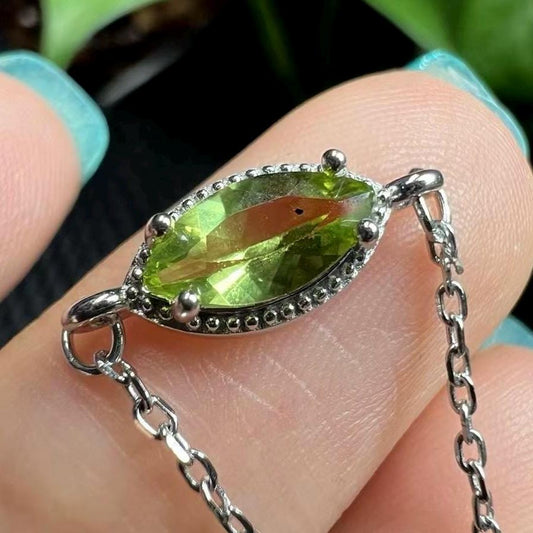 Natural Peridot Fringe Dangle Ring, S925 Sterling Silver Bohemian Leafy Green Gemstone Jewelry, Handmade Boho Adjustable Statement Ring