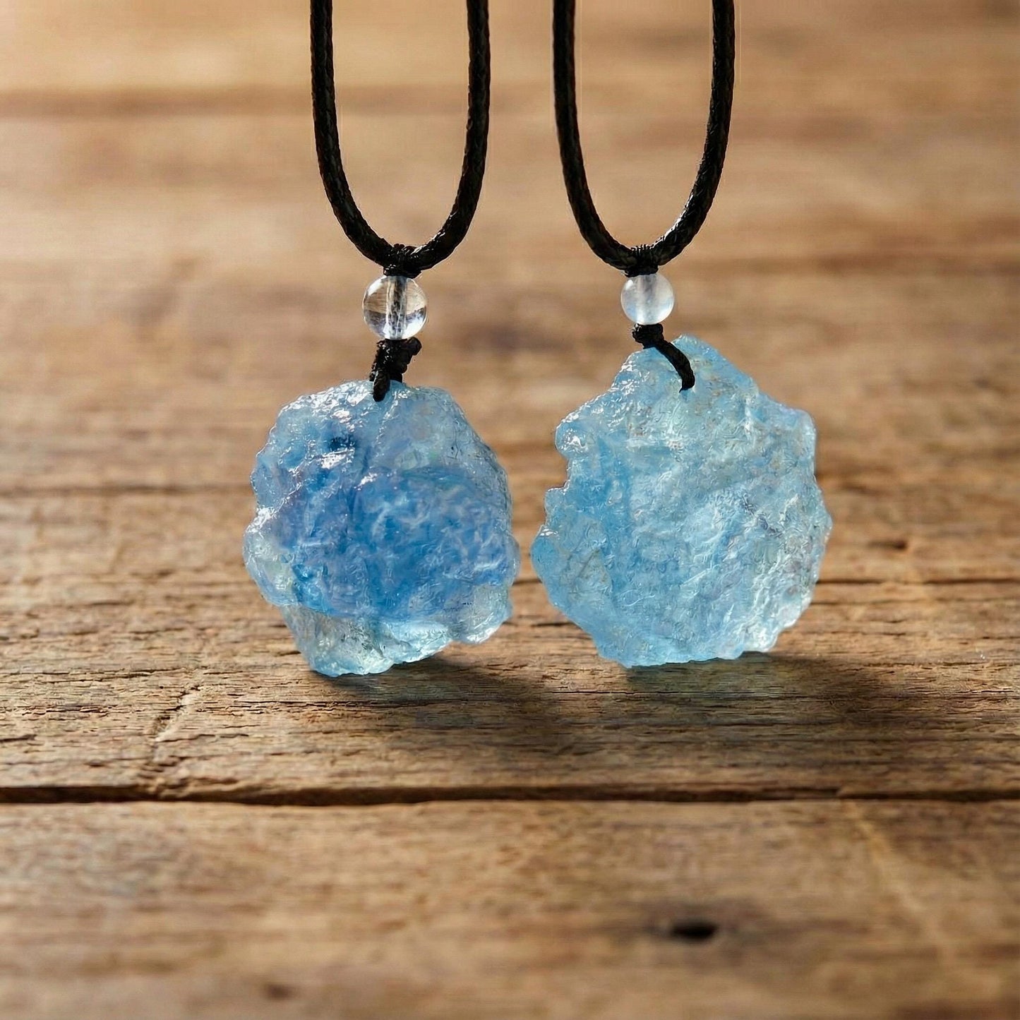 1Pcs Natural Aquamarine Pendant, Throat Chakra Necklace, March Birthday Stone, Courage Healing Crystal Gift,Gift for Mom