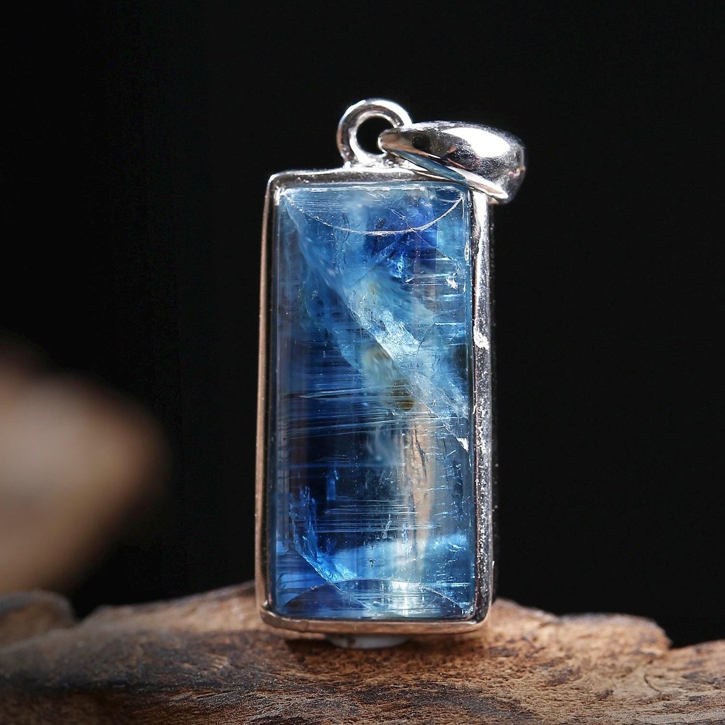 Natural Blue Kyanite Necklace, S925 Sterling Silver Zen Pendant, Healing Crystal Jewelry for Her, Minimalist Gemstone, Unique Gift
