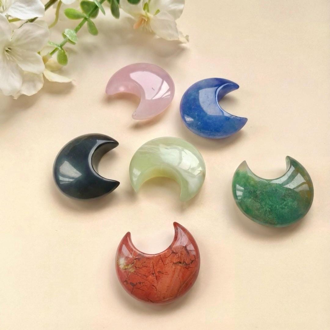 Natural Crystal Carved Moon Pocket Stone | Gemstone Crescent Moon | Healing Energy Crystal | Moon Decor Gift | Funny Birthday Gift