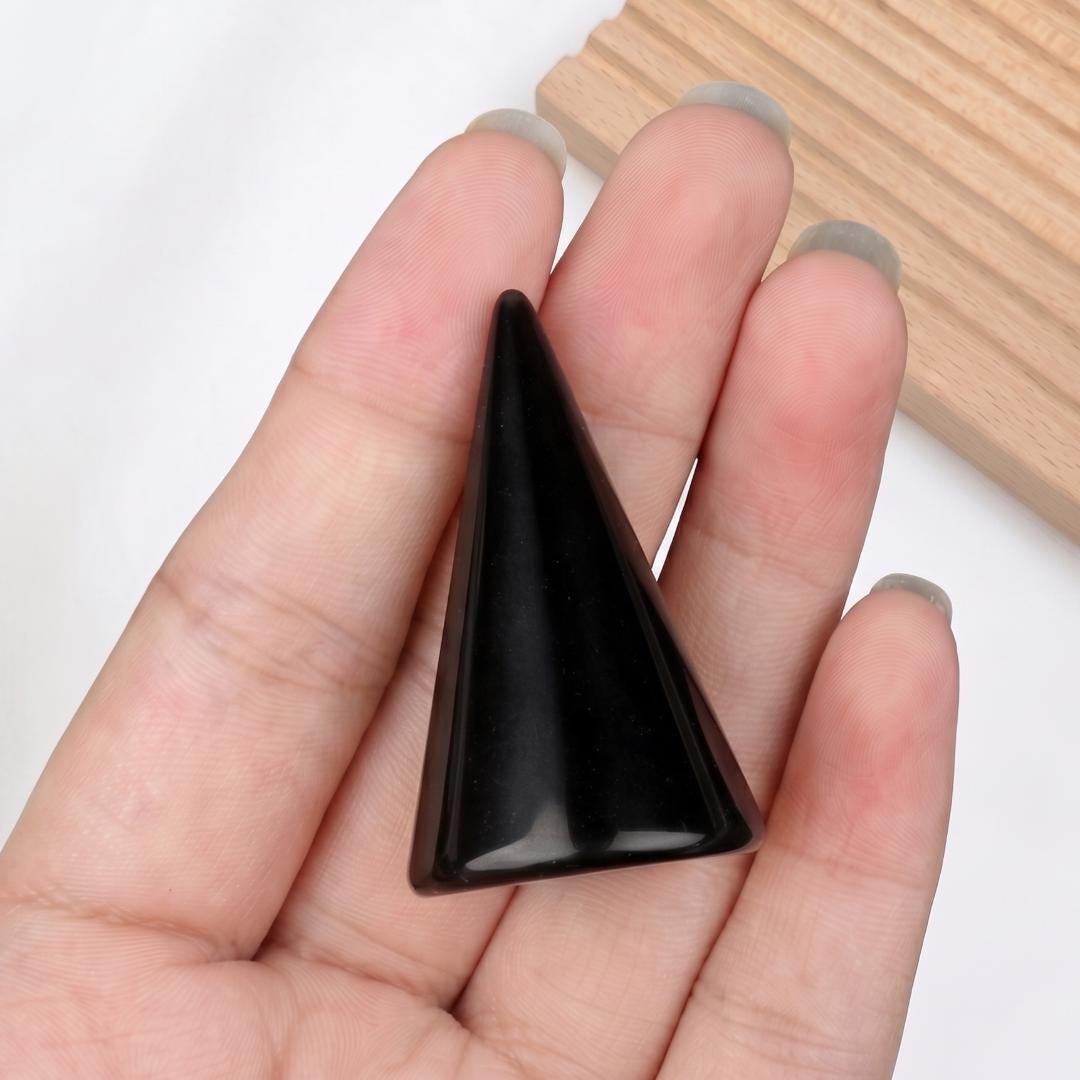Crystal Ring Holder Cone, Gemstone Ring Stand for Jewelry Display, Natural Stone Ring Organizer, Minimalist Trinket Storage, Gift for Her