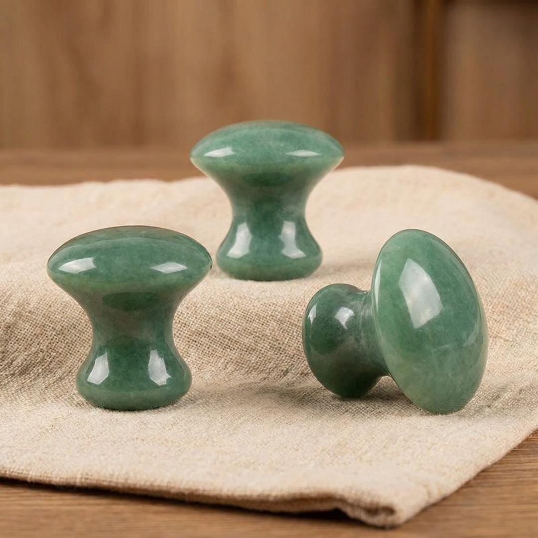 Green Aventurine Gua Sha Tool, Natural Stone Facial Massager Spoon, Green Jade Scraping Plate for Eye & Face, Aesthetic Skincare Gift