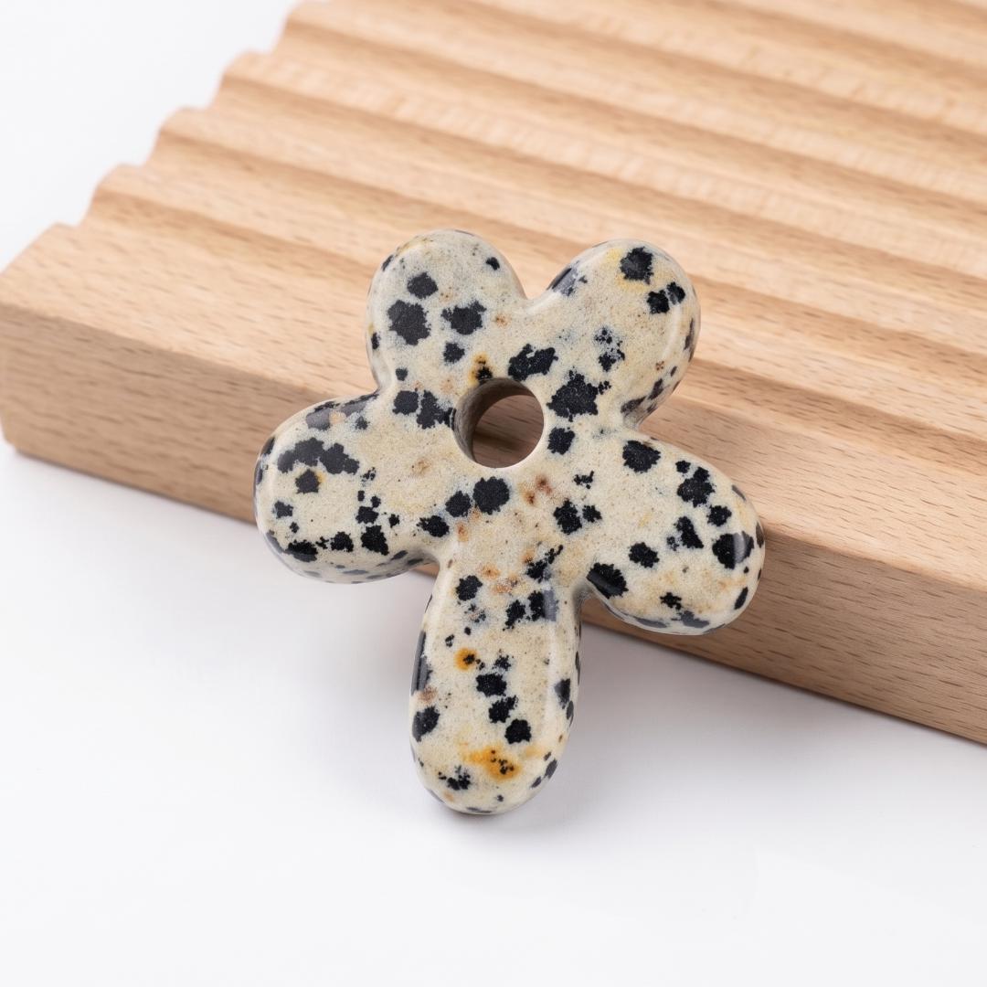 Natural Stone Flower Pendant, Carved Crystal Daisy Charm for Necklace Bracelet Jewelry Making, Dainty Gemstone Flower Charm Cute Gift