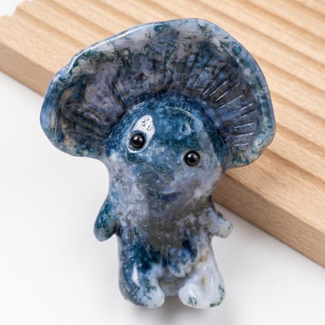 Natural Crystal Jellyfish Carving, Small Gemstone Ocean Animal Figurine, Quartz Marine Creature Statue, Cute Pocket Stone Luxury Gift