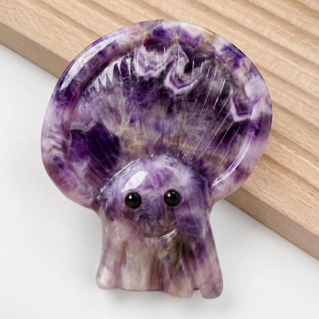 Natural Crystal Jellyfish Carving, Small Gemstone Ocean Animal Figurine, Quartz Marine Creature Statue, Cute Pocket Stone Luxury Gift