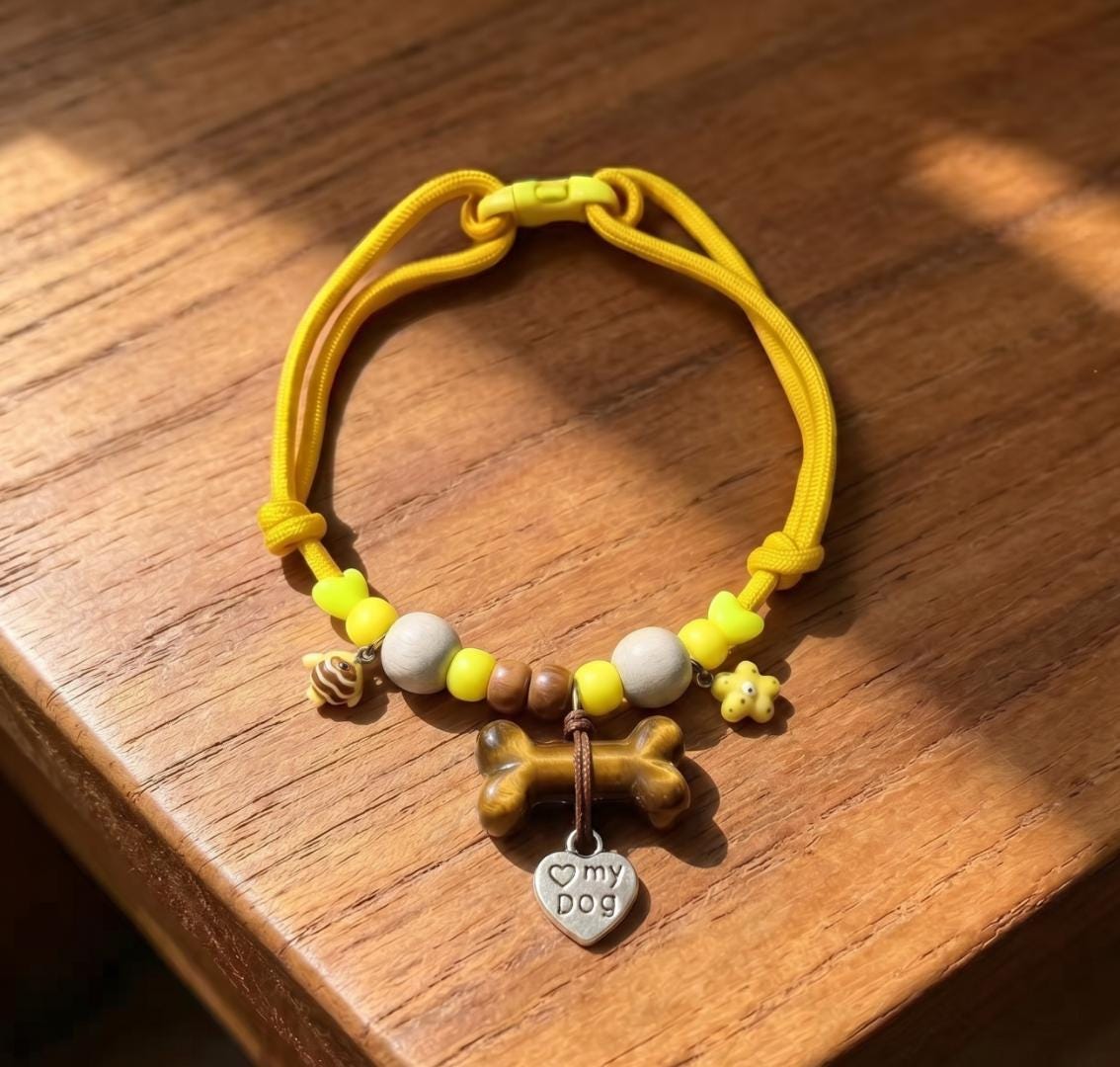 Adjustable Gemstone Dog Collar with Aromatic Wood Beads，Custom Size Pet Necklace，Premium Jewelry for Dogs and Cats Gift
