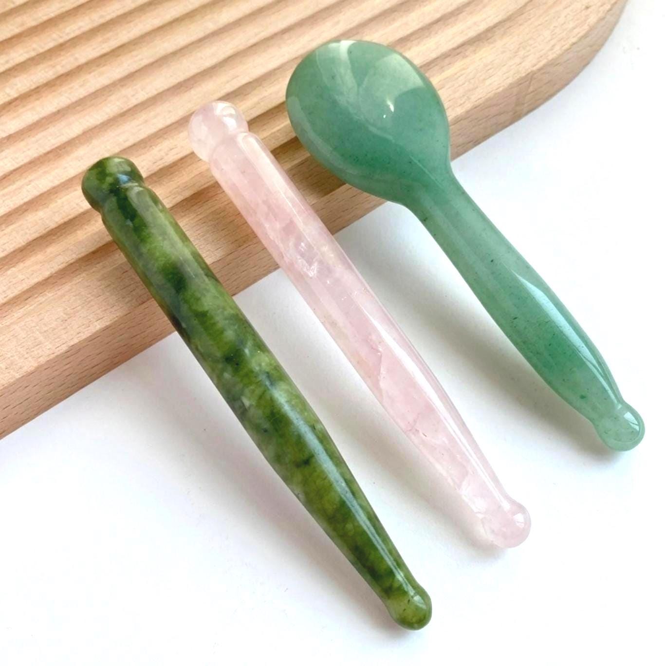 Natural Crystal Acupressure Stick, Jade Massage Spoon, Hand Carved Jade Gua Sha Massage Tool, Facial & Body Spa Relax Self Care Gift
