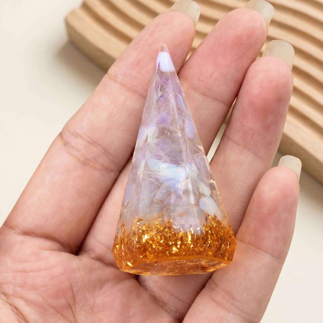 Crystal Ring Holder Cone, Orgonite Resin Jewelry Display Stand, Crystal Chips Stone Ring Organizer for Vanity, Wedding Ring Display Gift