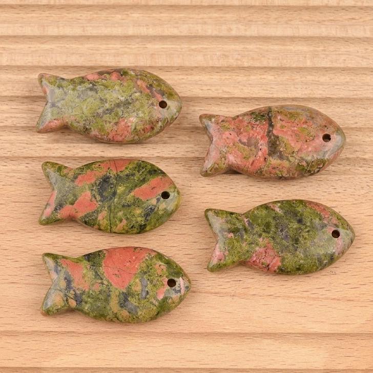 Natural Gemstone Fish Necklace, Crystal Fish Pendant, Cute Ocean Jewelry for Women, Dainty Quartz Fish Gift for Her