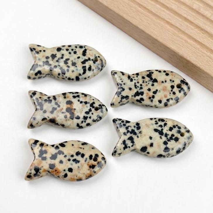 Natural Gemstone Fish Necklace, Crystal Fish Pendant, Cute Ocean Jewelry for Women, Dainty Quartz Fish Gift for Her
