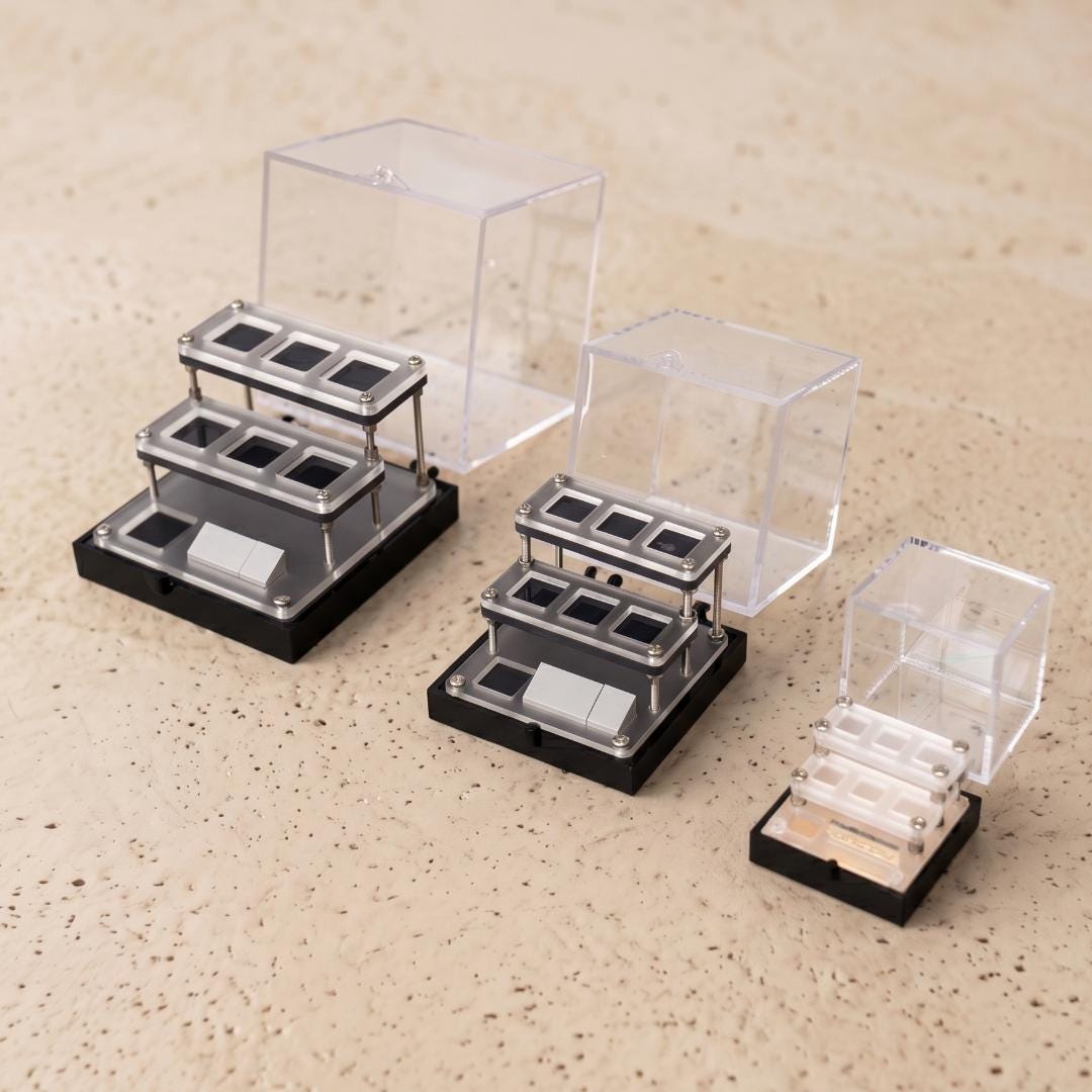 Mineral Storage Box with Three Tier Steps，Clear Perky Box for Miniature Specimen，Acrylic Crystal Display Case Tray