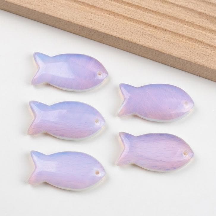 Natural Gemstone Fish Necklace, Crystal Fish Pendant, Cute Ocean Jewelry for Women, Dainty Quartz Fish Gift for Her