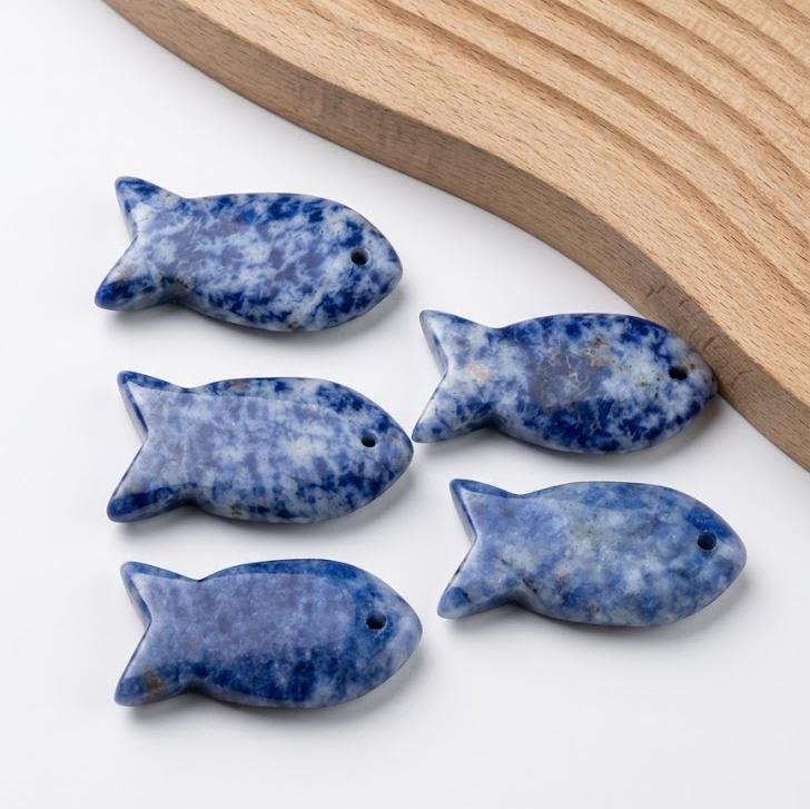 Natural Gemstone Fish Necklace, Crystal Fish Pendant, Cute Ocean Jewelry for Women, Dainty Quartz Fish Gift for Her